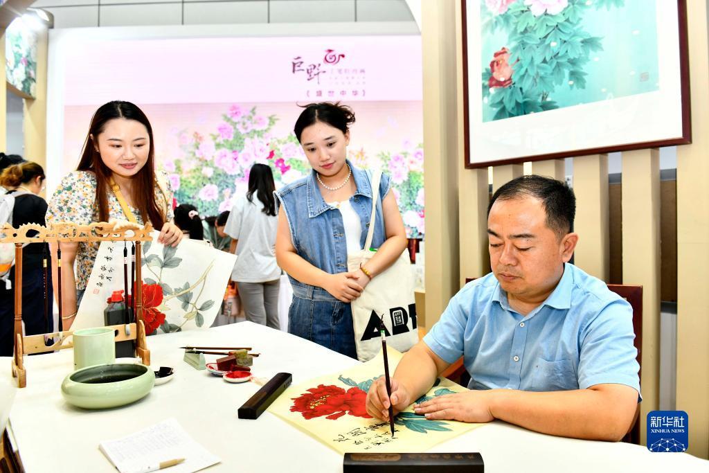 威尼斯真人